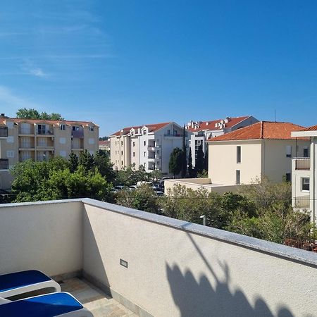 Apartments Luxury Oasis Makarska Exterior photo